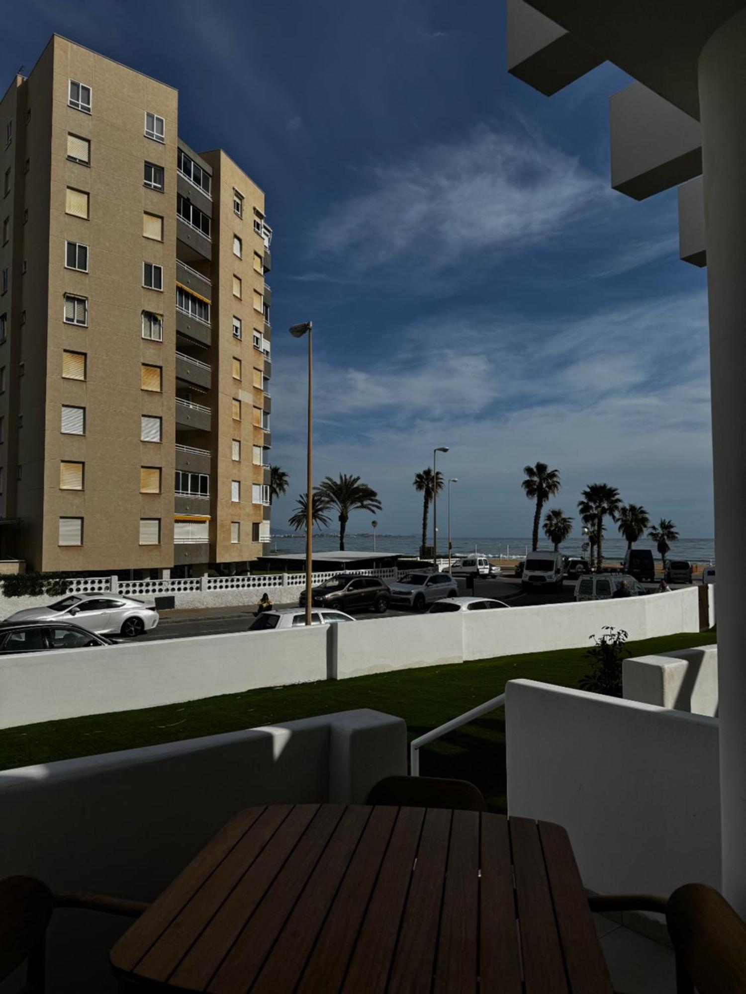 Reyes Catolicos Premium Beach, Playa Urbanova, Alicante Eksteriør billede