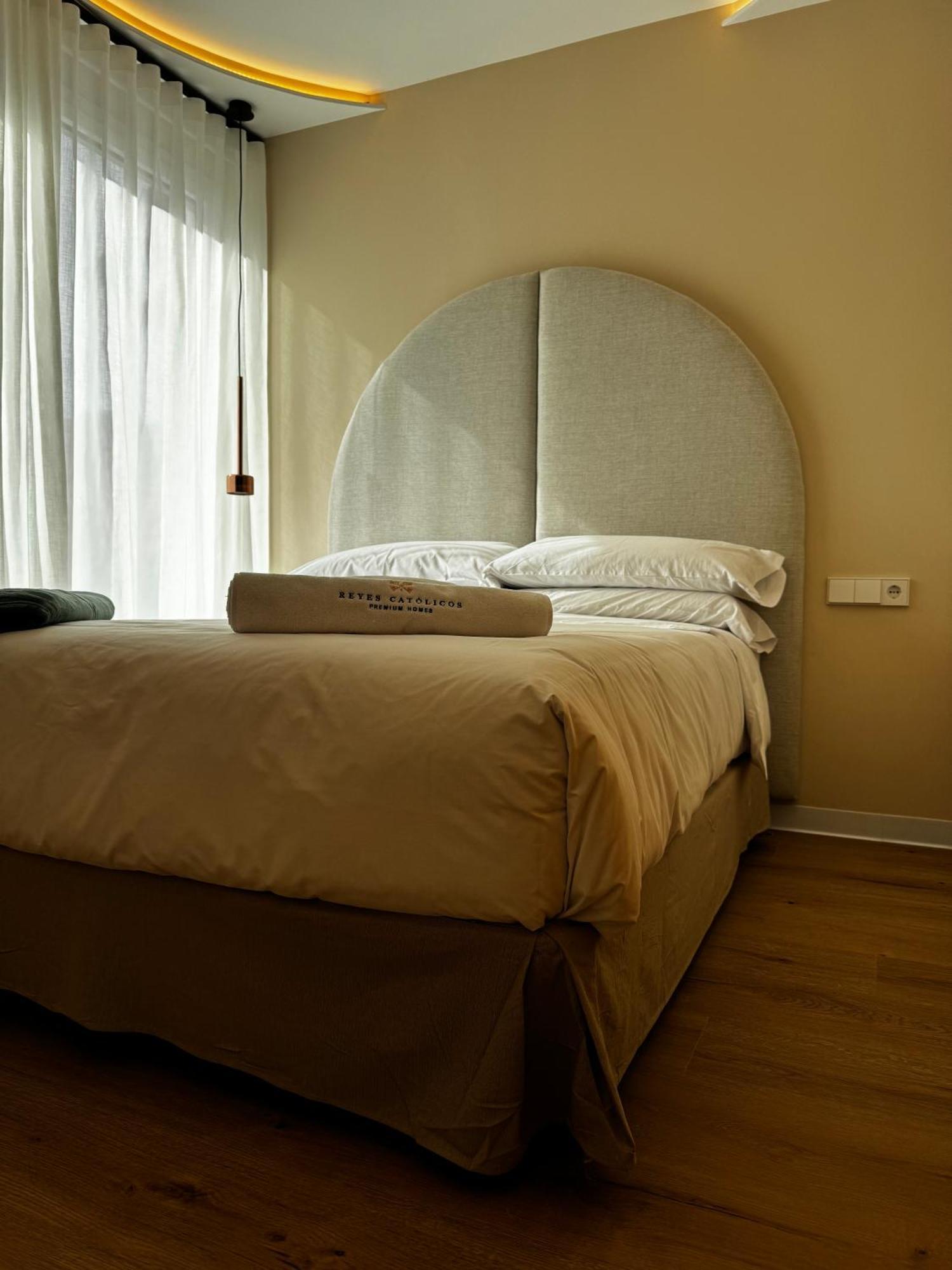 Reyes Catolicos Premium Beach, Playa Urbanova, Alicante Eksteriør billede